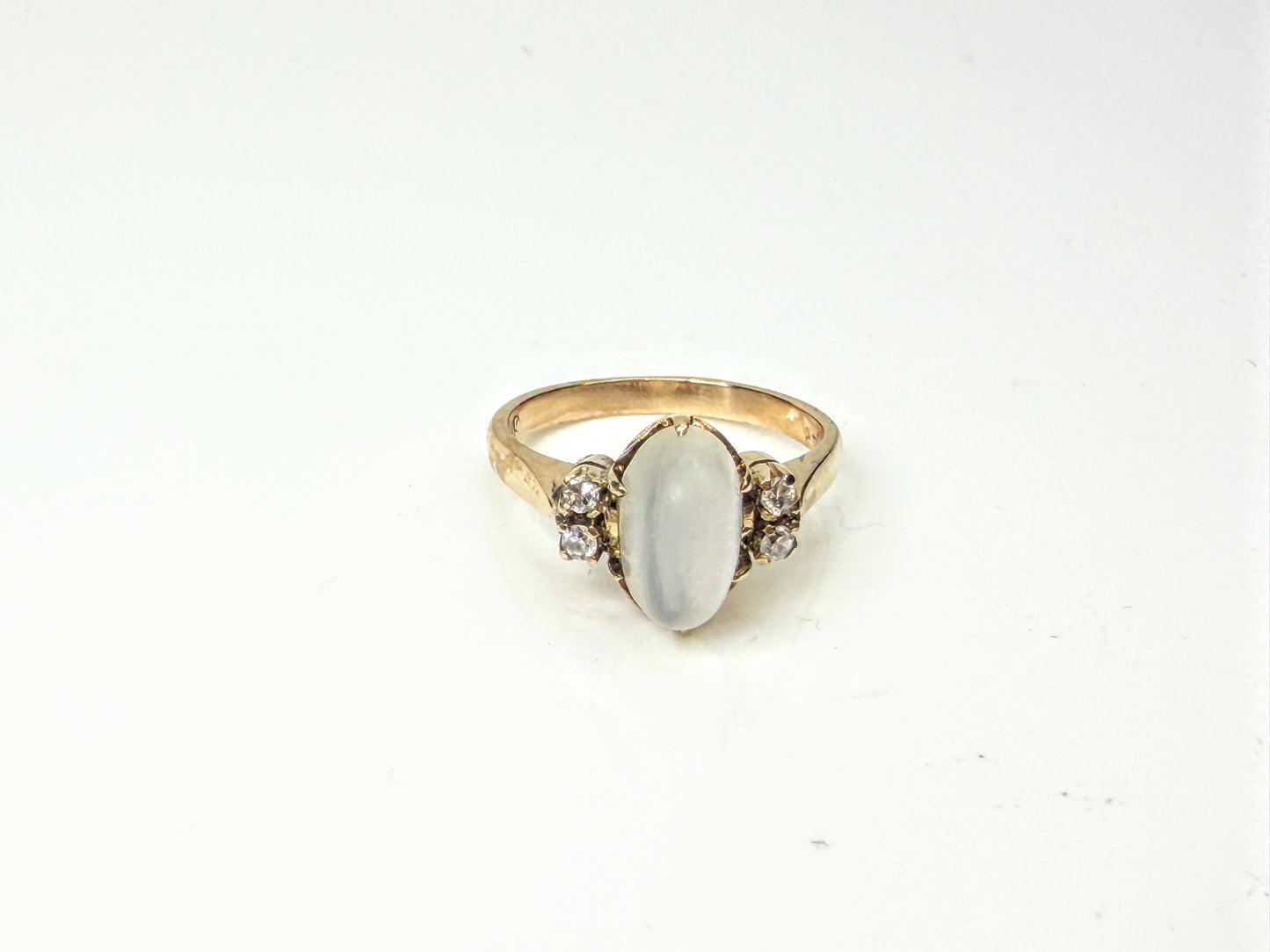 Vintage 1940s 14K Gold Oval Moonstone Cabochon Diamond Accents Ring 6 JR1653