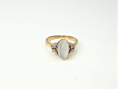 Vintage 1940s 14K Gold Oval Moonstone Cabochon Diamond Accents Ring 6 JR1653
