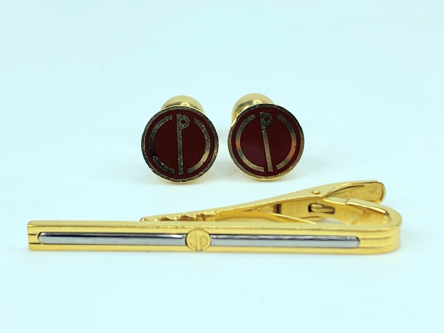 Alfred Dunhill round cufflinks gold and Brown color & Tie clip GS459