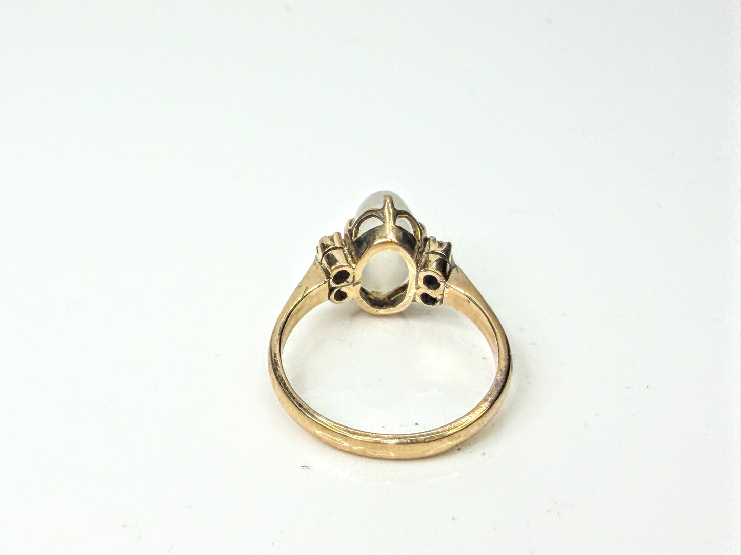 Vintage 1940s 14K Gold Oval Moonstone Cabochon Diamond Accents Ring 6 JR1653