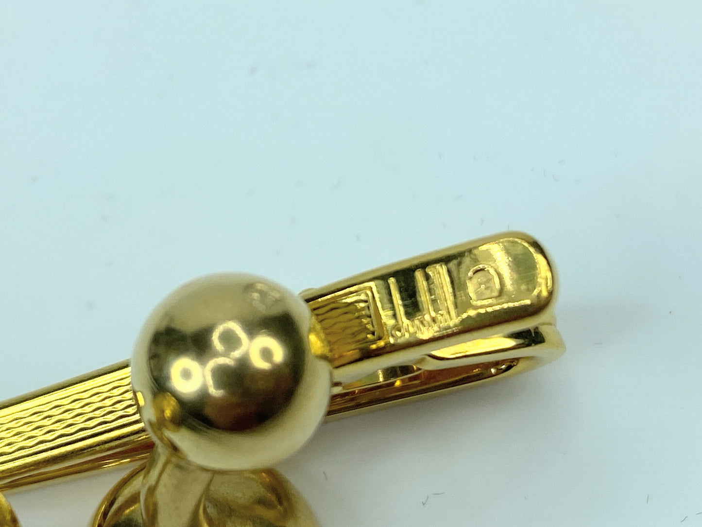 Alfred Dunhill round cufflinks gold and Brown color & Tie clip GS459