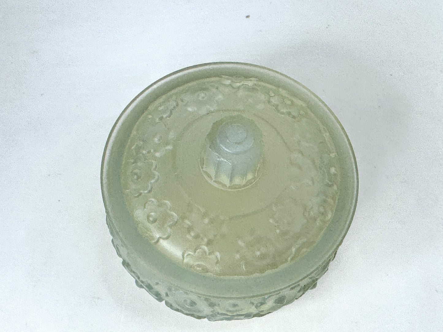 Vintage Sabino France Frosted Opalescent Glass Floral Trinket Box A1056