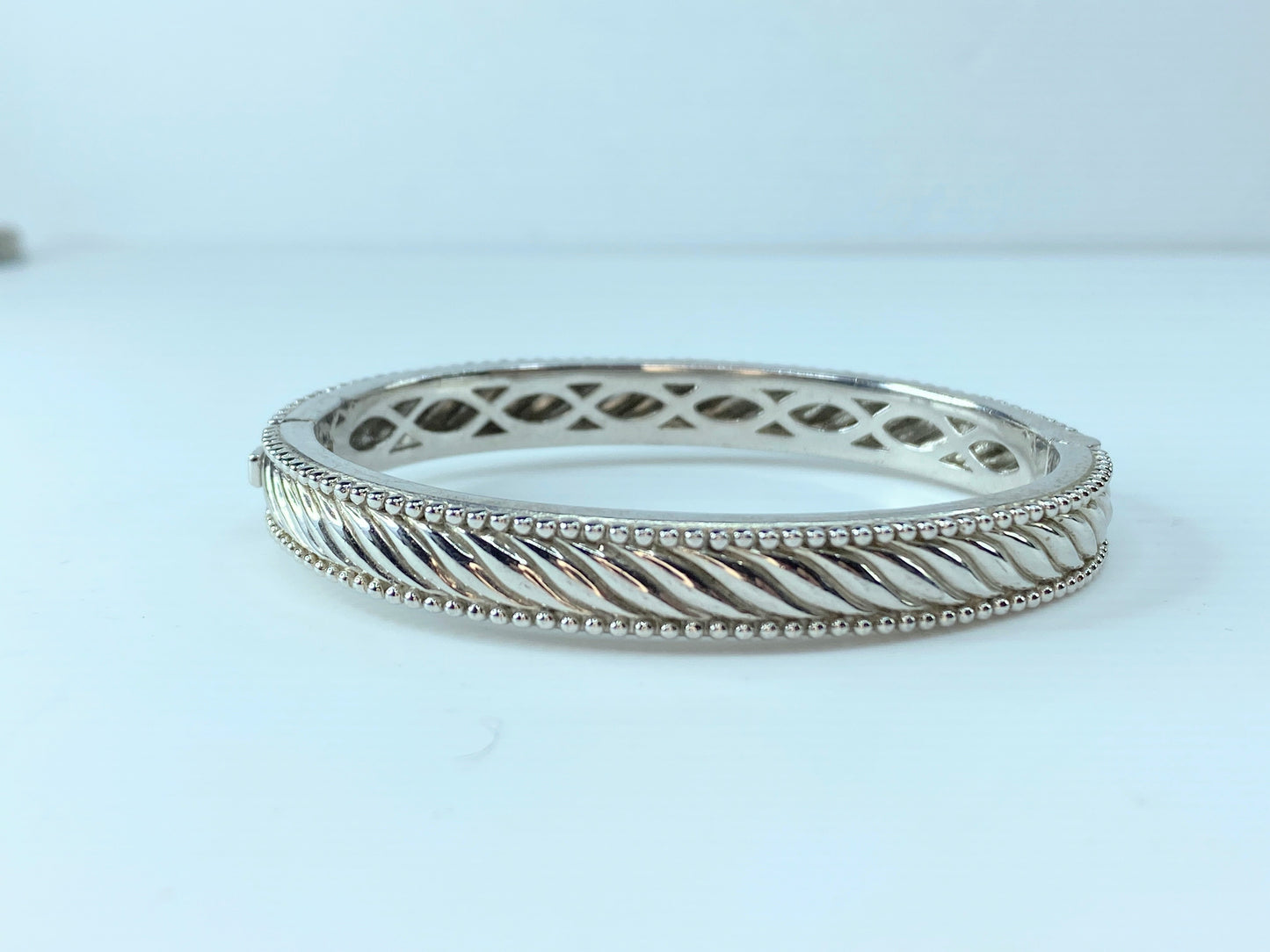 Judith Ripka 925 Sterling Silver 8mm Wide Hinged Cuff Bangle