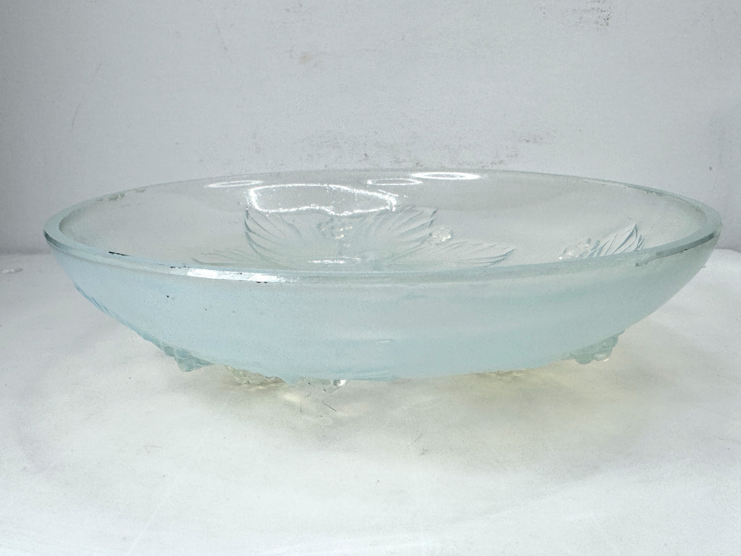 Vintage Sabino France Opalescent Glass Blackberry embossed Underplate Dish A1057