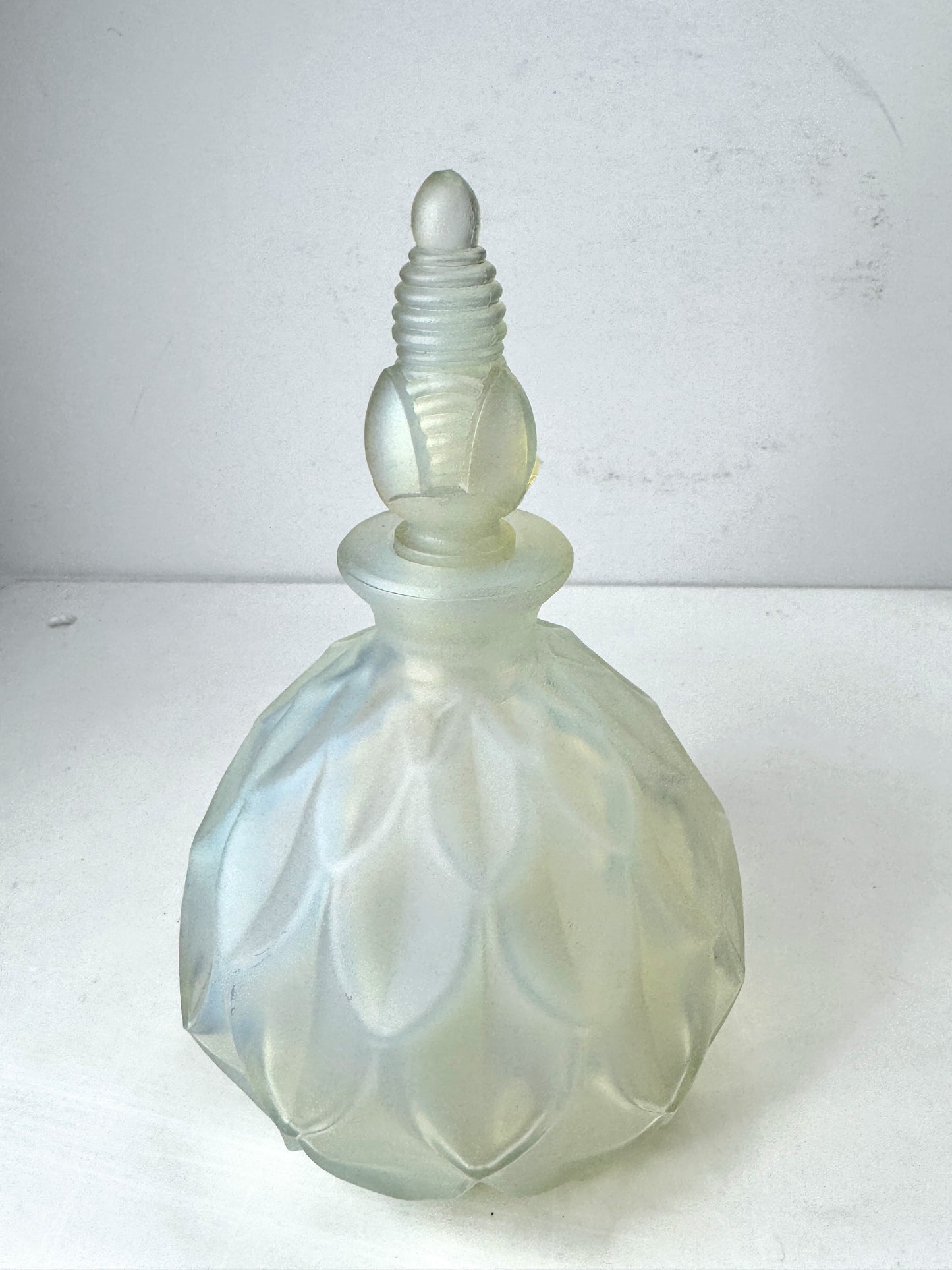 Vintage Sabino France Opalescent Glass Perfume Bottle A1058