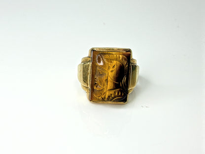 Vintage 10K Gold Soldier Cameo Carved Tiger Eye Signet Ring Size 8.75 JR1657