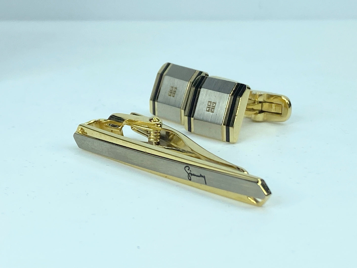 Givenchy Cufflink Tie Clip Set – Black enamel Silver tone with Gold Gilt GS526