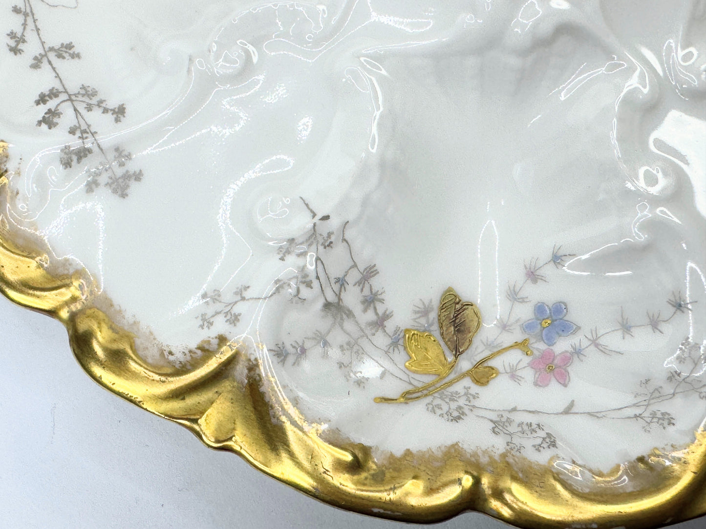 Antique Limoges Oyster Plate with Gold Paste c.1890-1920 8.5" A495
