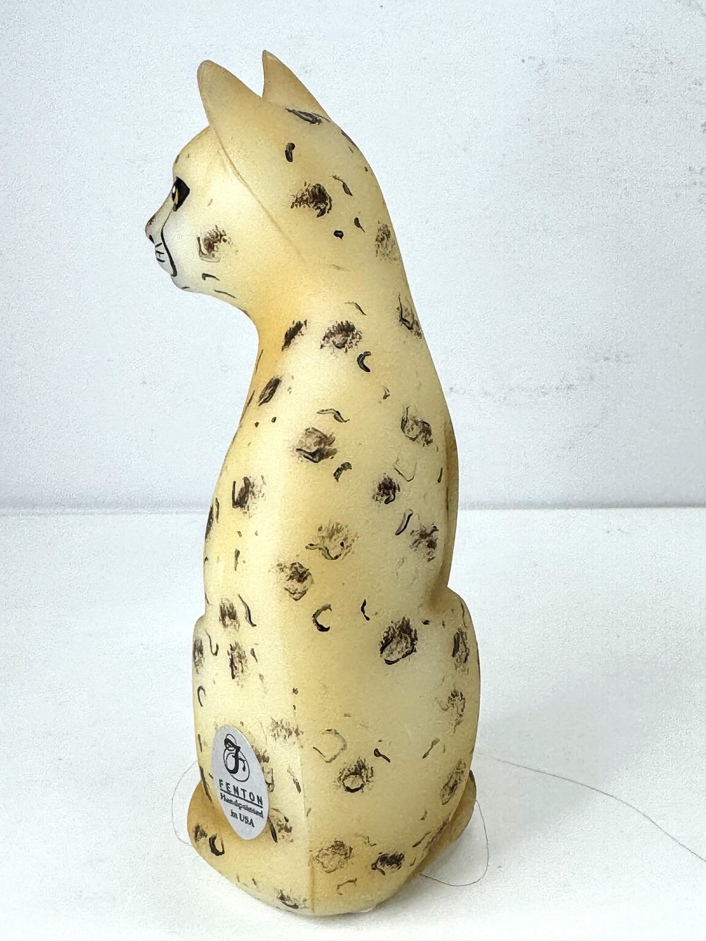 Fenton Hand Painted Leopard Stylized sitting Cat by D. Wyman A1061