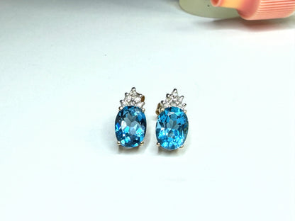 14K Yellow Gold Oval Blue Topaz & Cluster Diamond Accent Stud Earrings JR1662