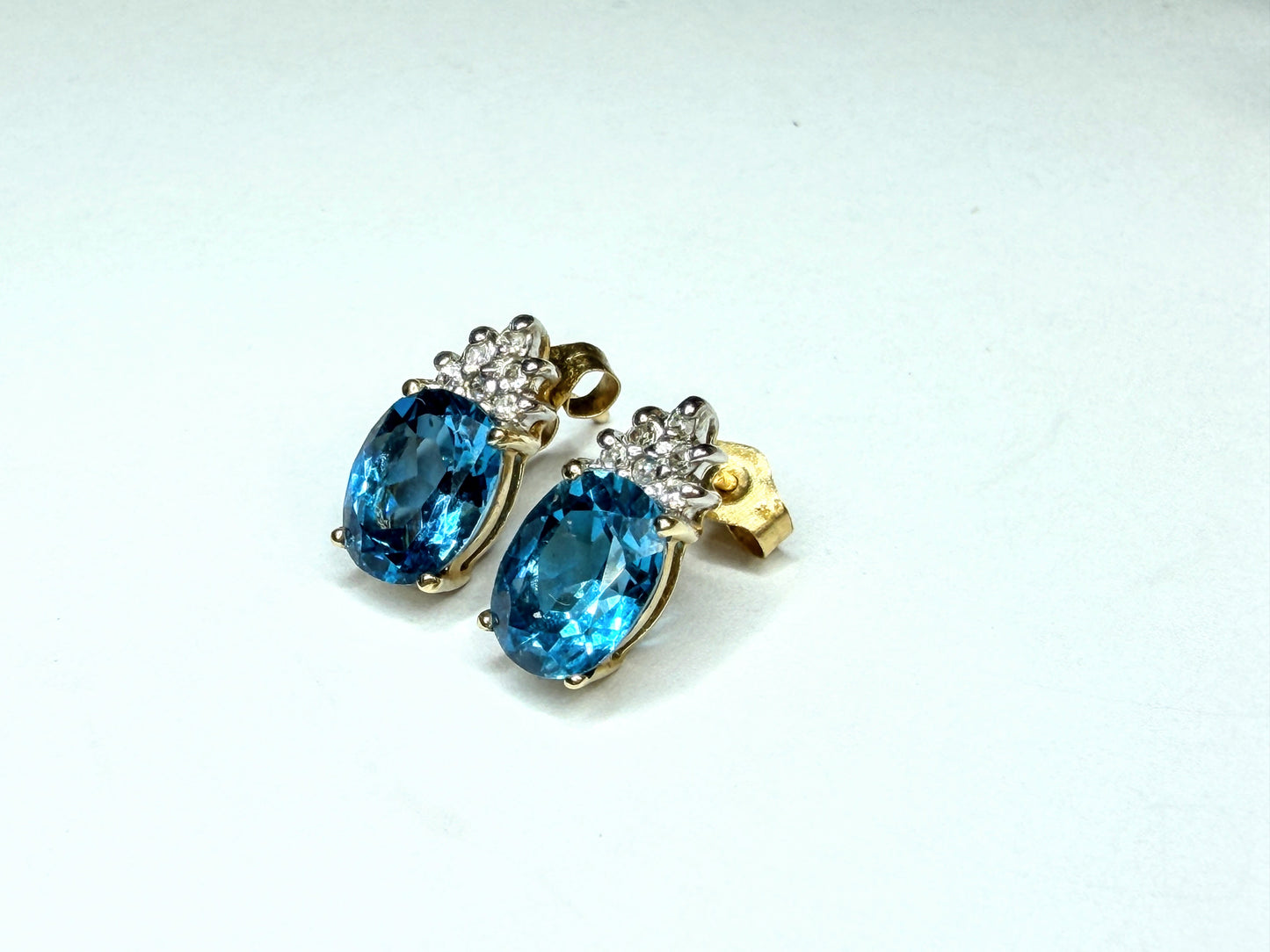 14K Yellow Gold Oval Blue Topaz & Cluster Diamond Accent Stud Earrings JR1662