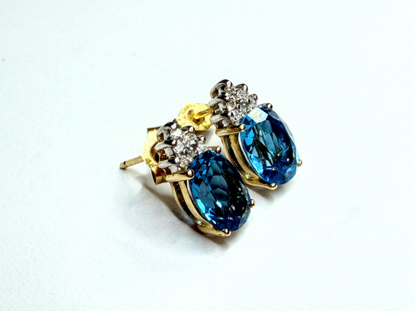 14K Yellow Gold Oval Blue Topaz & Cluster Diamond Accent Stud Earrings JR1662
