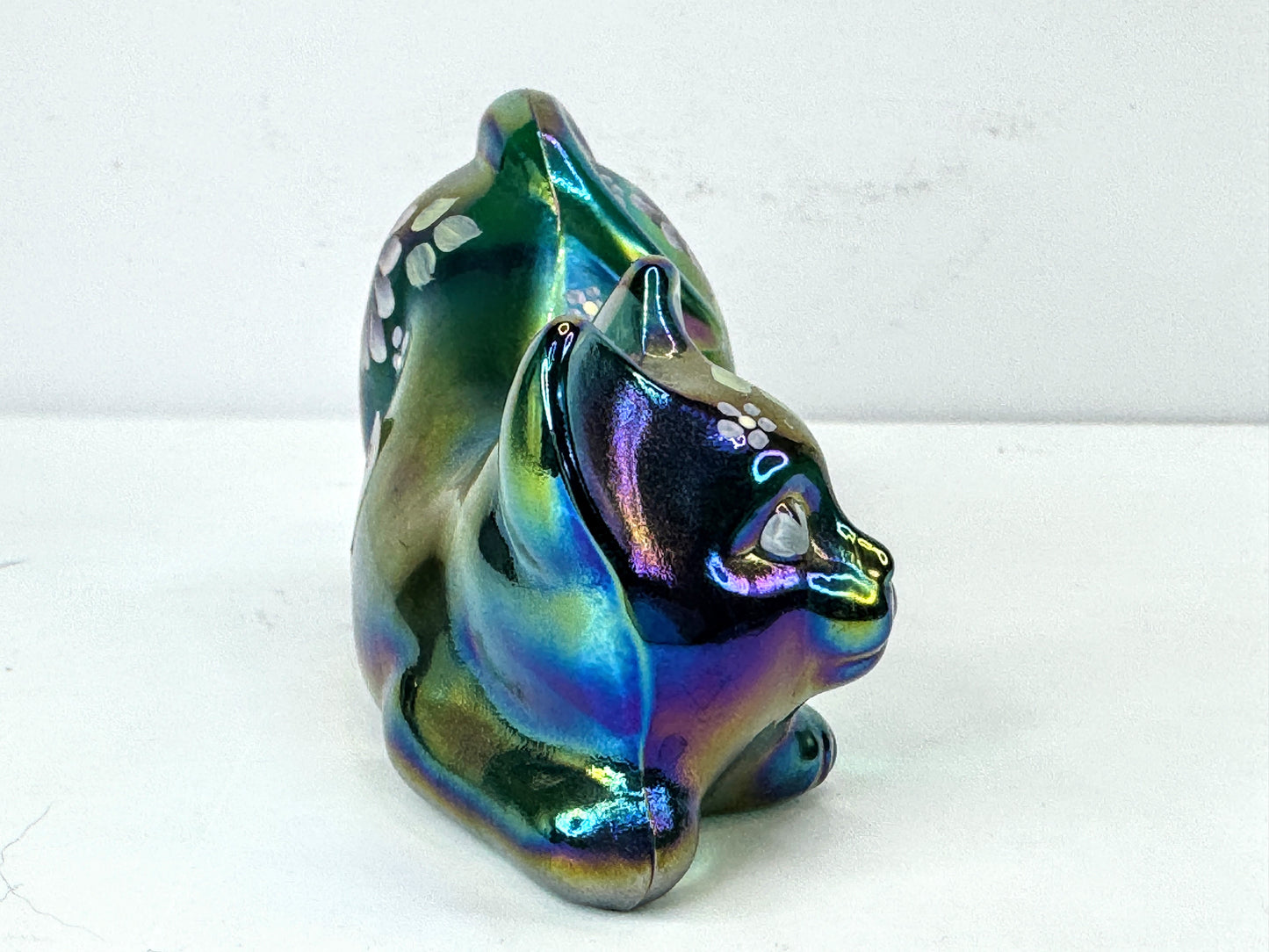 Fenton Iridescent Hand Painted Cat Figurine Signed C. Mackey A1064
