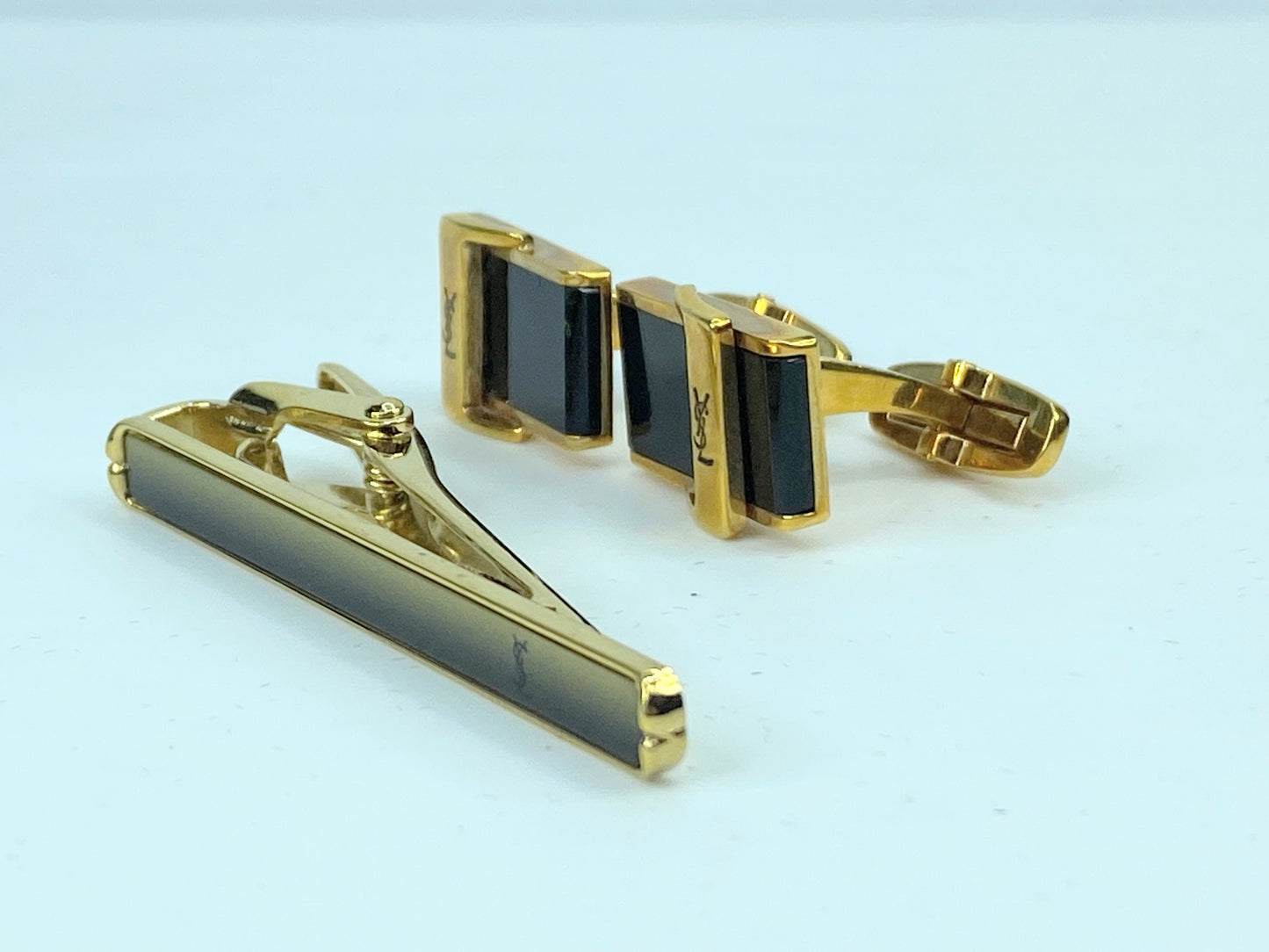 Yves Saint Laurent Tie clip bar pin YSL Logo Onyx Black Gold plated GS531