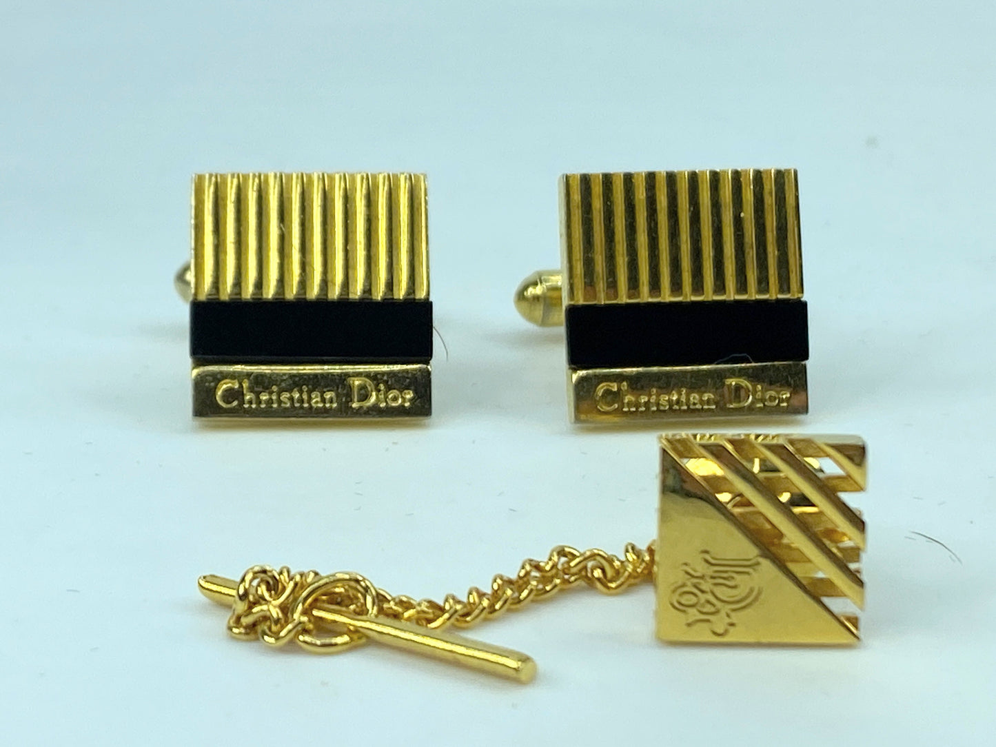 Vintage Gold-Tone Cufflinks and Tie Tag Set with Onyx GS553