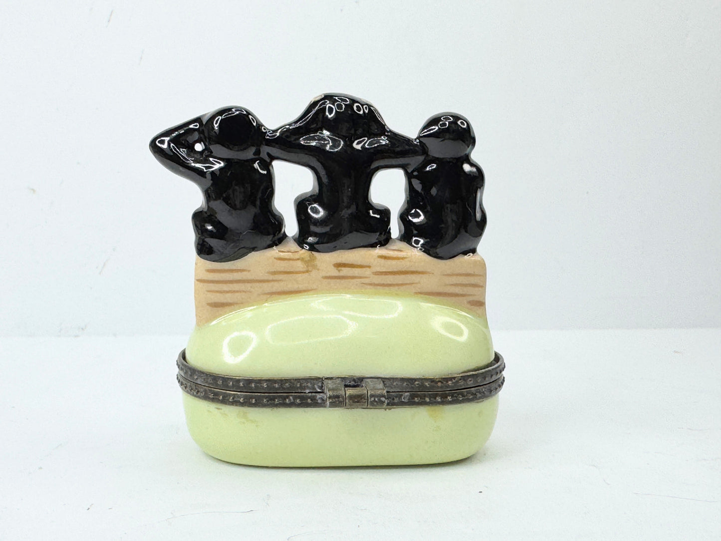 Hear No See No Speak No Evil Monkey Hinged Trinket Box Ceramic A501