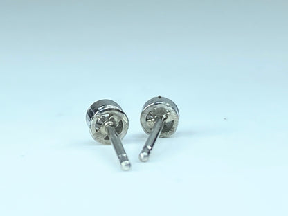 Platinum 950 0.15ct G/Si1 Diamond Micro Bezel stud earrings JR9857