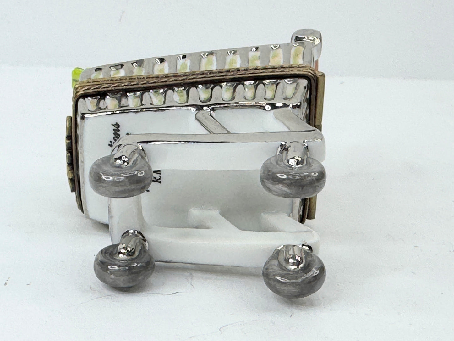 Gourmet Groceries Limoges Box for Collectors A502