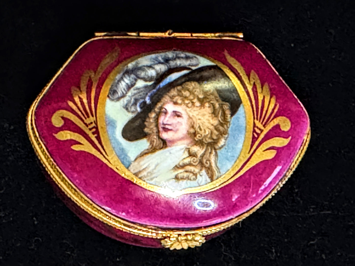 Vintage Limoges France Portrait Trinket Box Magenta Gold A1109