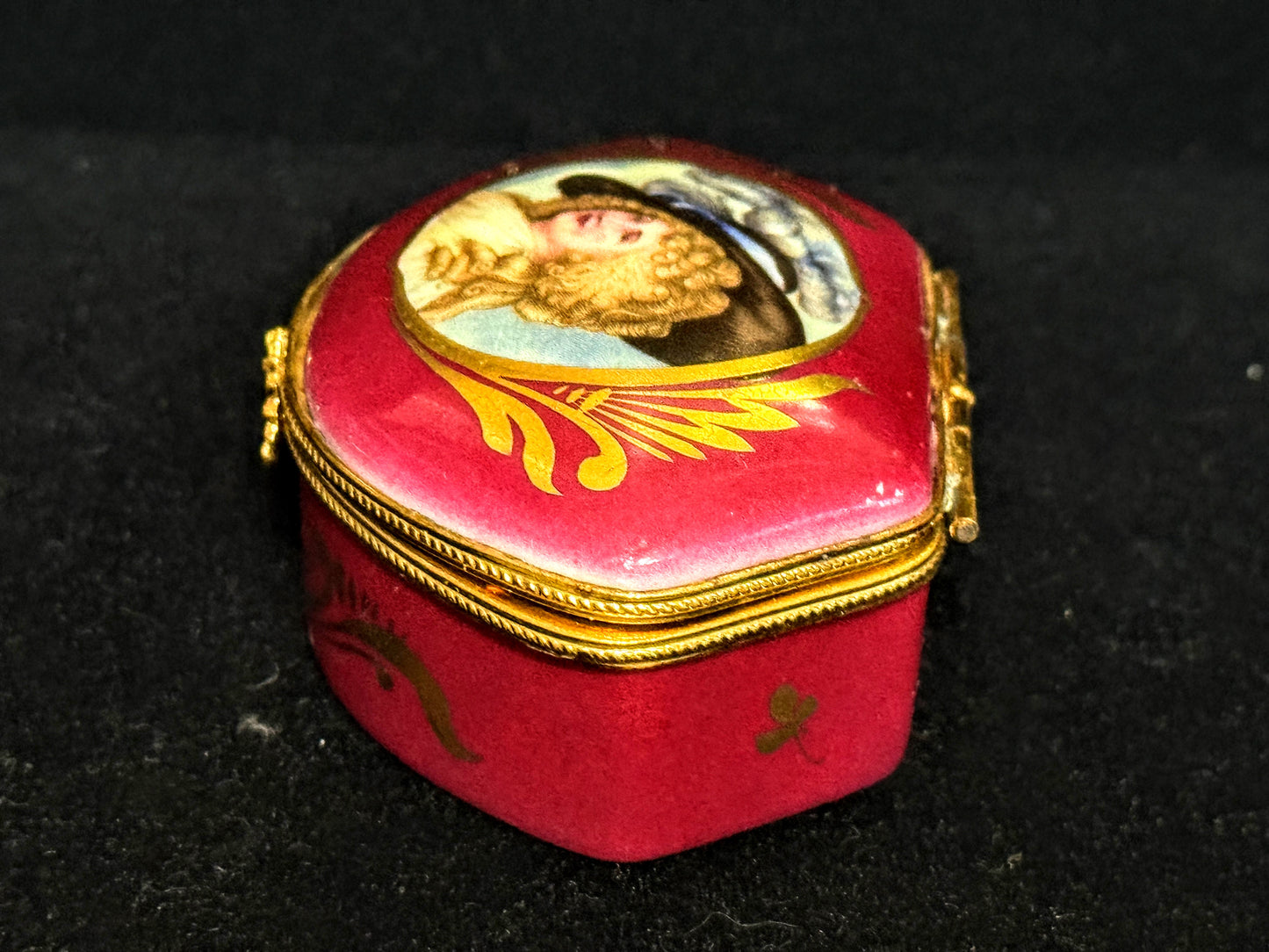 Vintage Limoges France Portrait Trinket Box Magenta Gold A1109