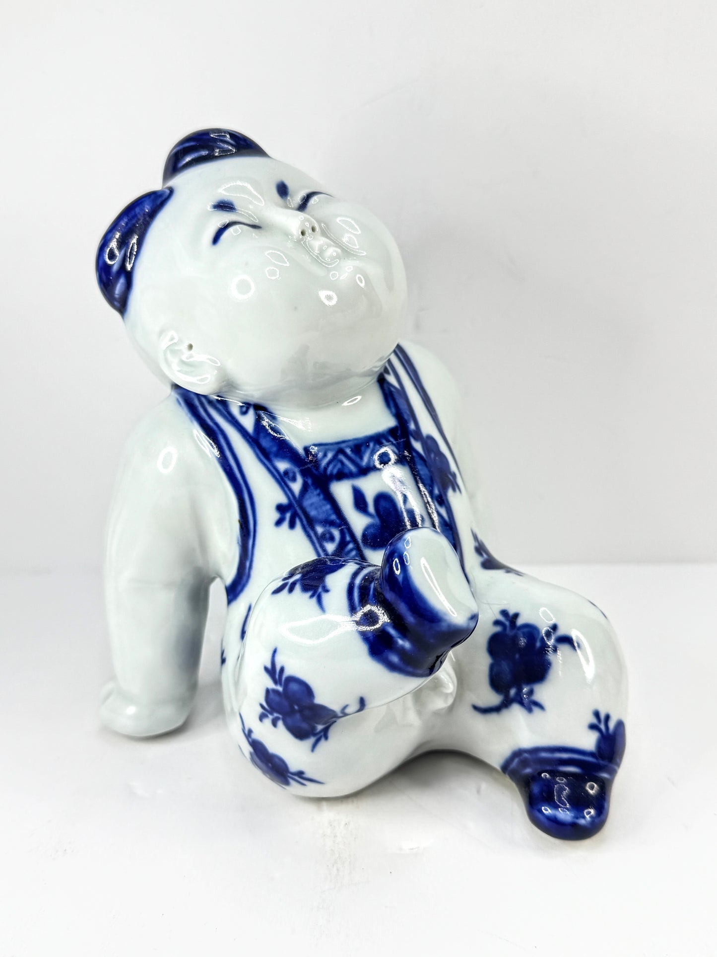 Vintage Blue & White Porcelain Seated Boy Figurine A1129