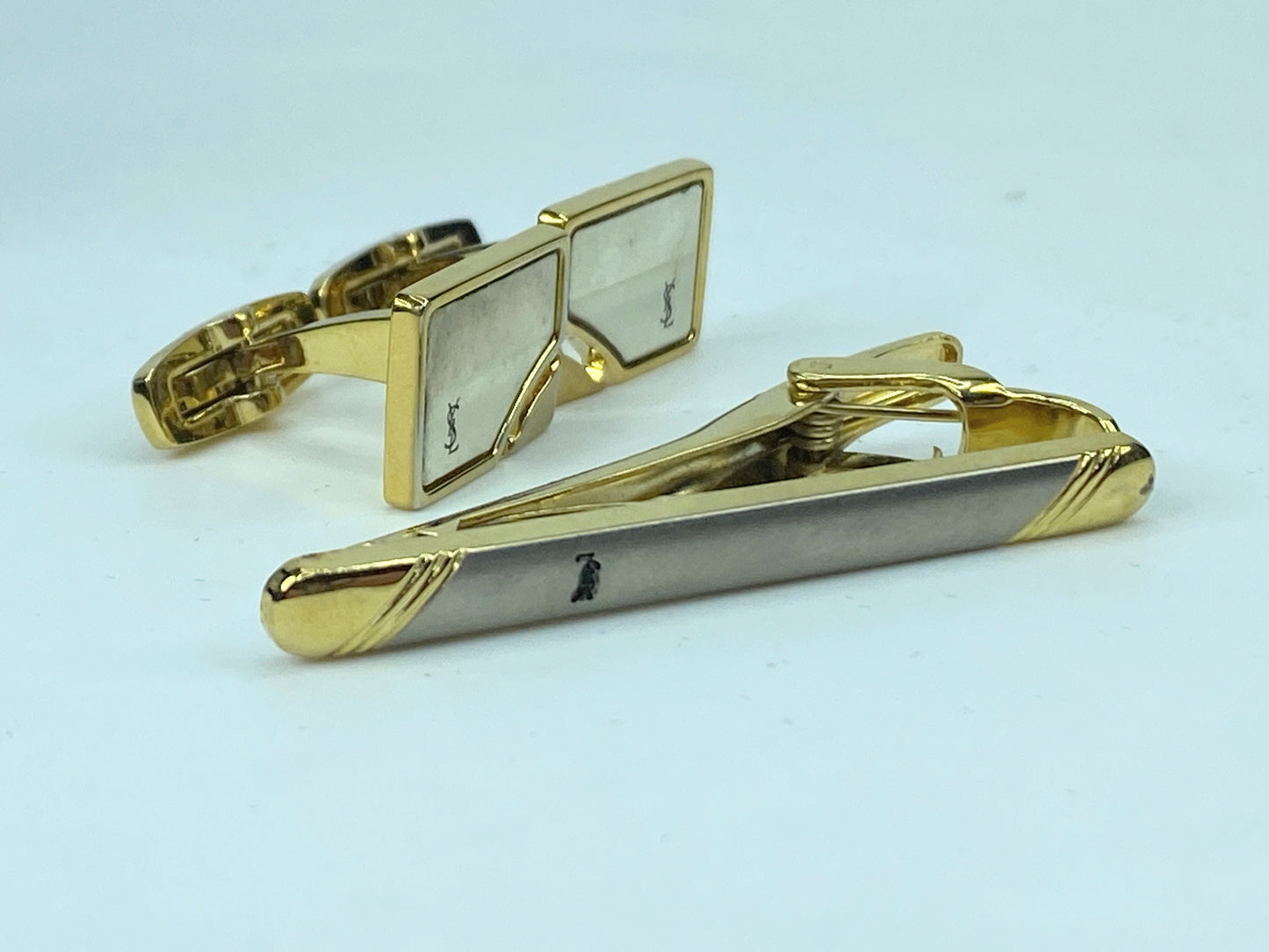 Vintage Yves Saint Laurent cufflinks & Tie clip gold silver tone design GS542