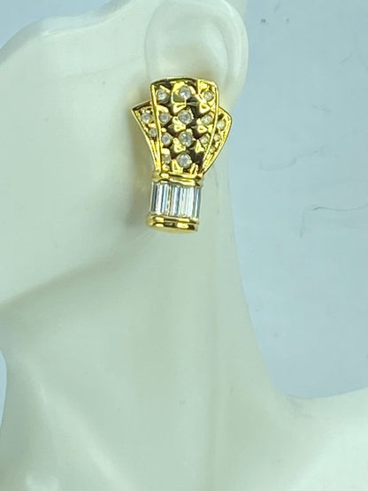 Swarovski Crystal gold-tone clip on earrings 1 7/8" 16.9g GS548