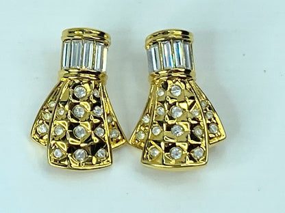 Swarovski Crystal gold-tone clip on earrings 1 7/8" 16.9g GS548