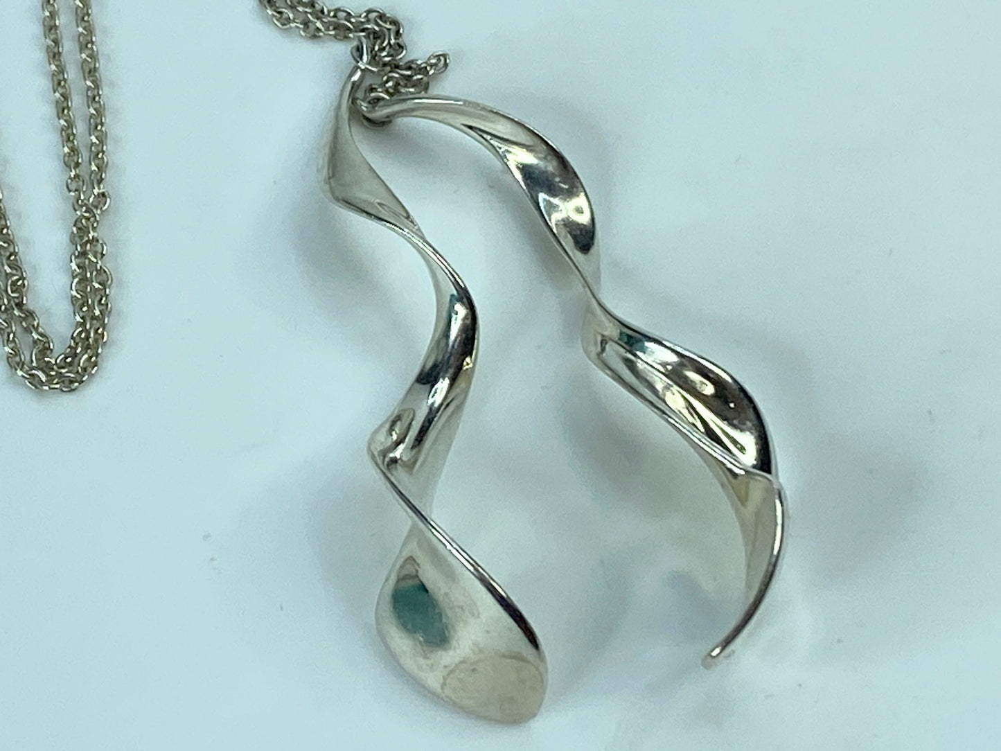 Tiffany & Co Sterling Silver Frank Gehry 2" Double Orchid Pendant Necklace JR699