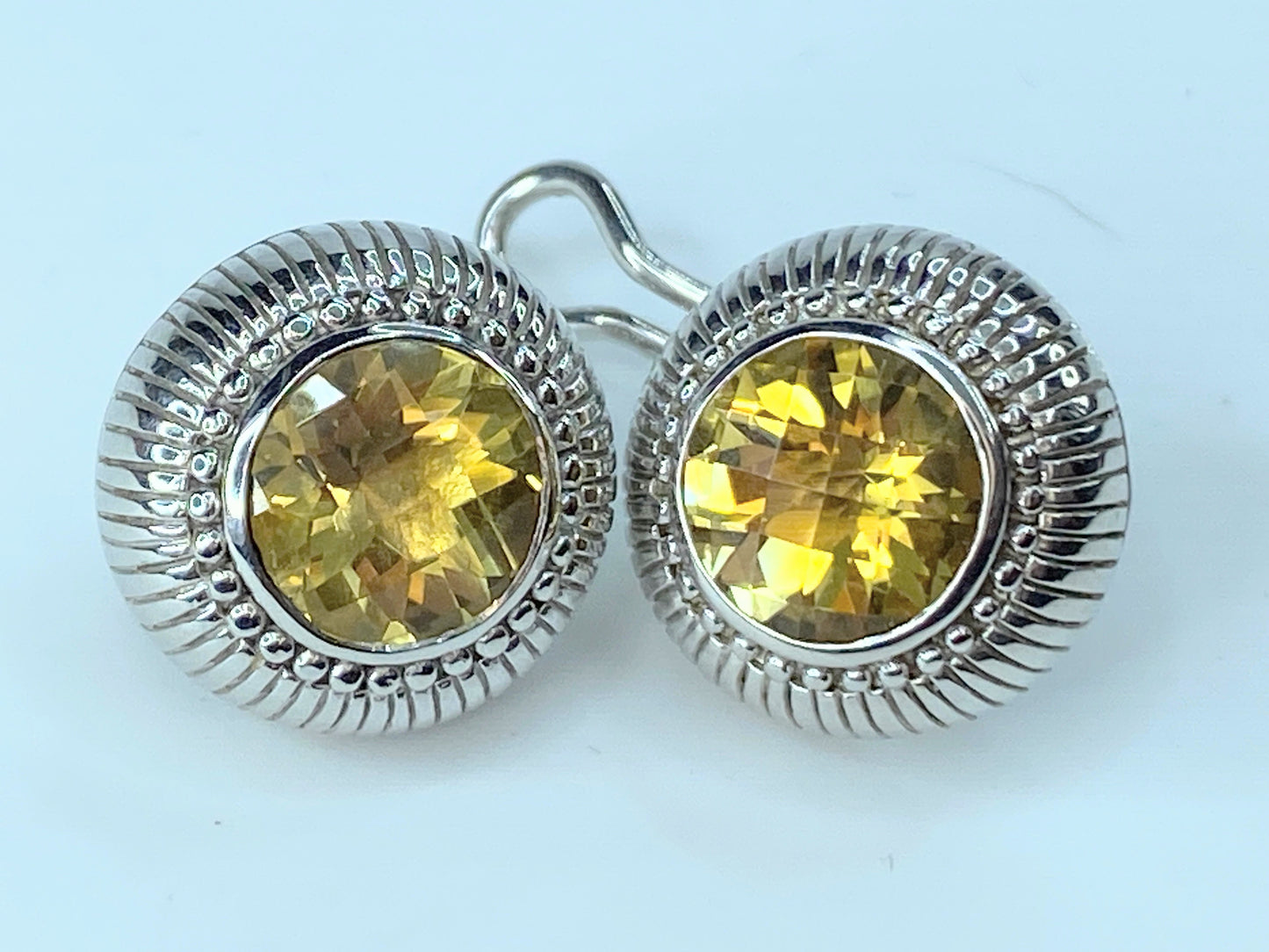 Judith Ripka Sterling Silver Faceted 10.0mm Golden Citrine earrings 13.2g JR8807