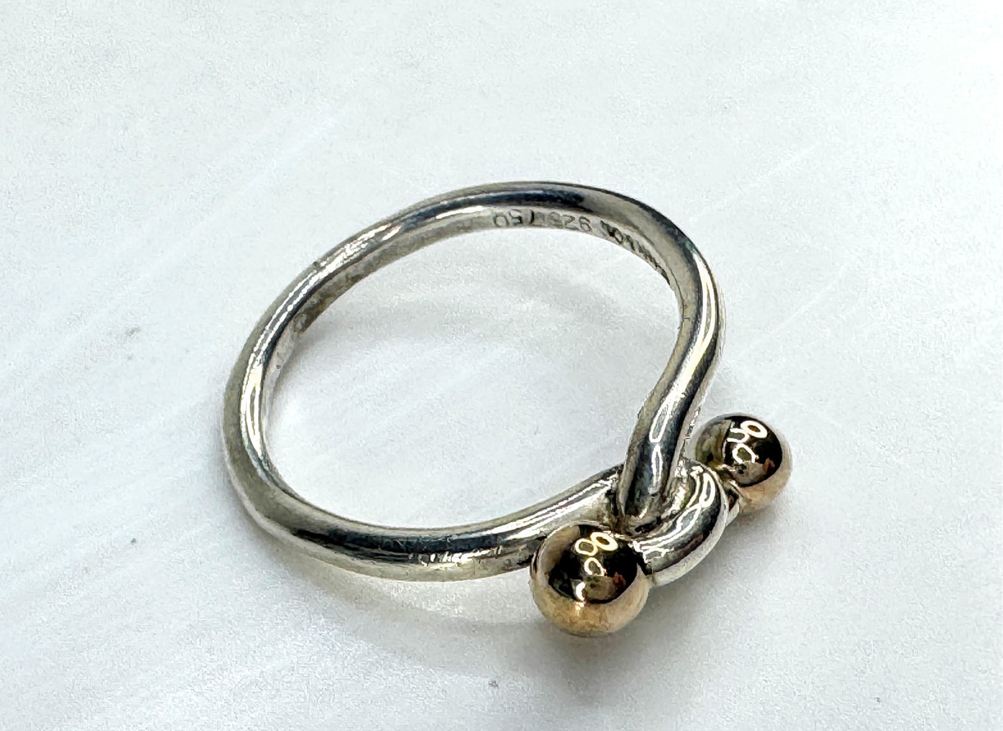 Tiffany & Co. Hook & Eye 18K Yellow Gold & Sterling Silver Ring Size 7 JR1839