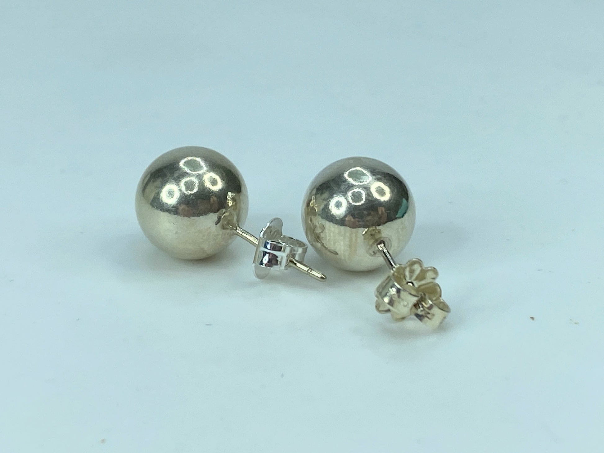 Tiffany & Co. Hard Wear Sterling Silver Ball Stud Earrings w/bag JR576