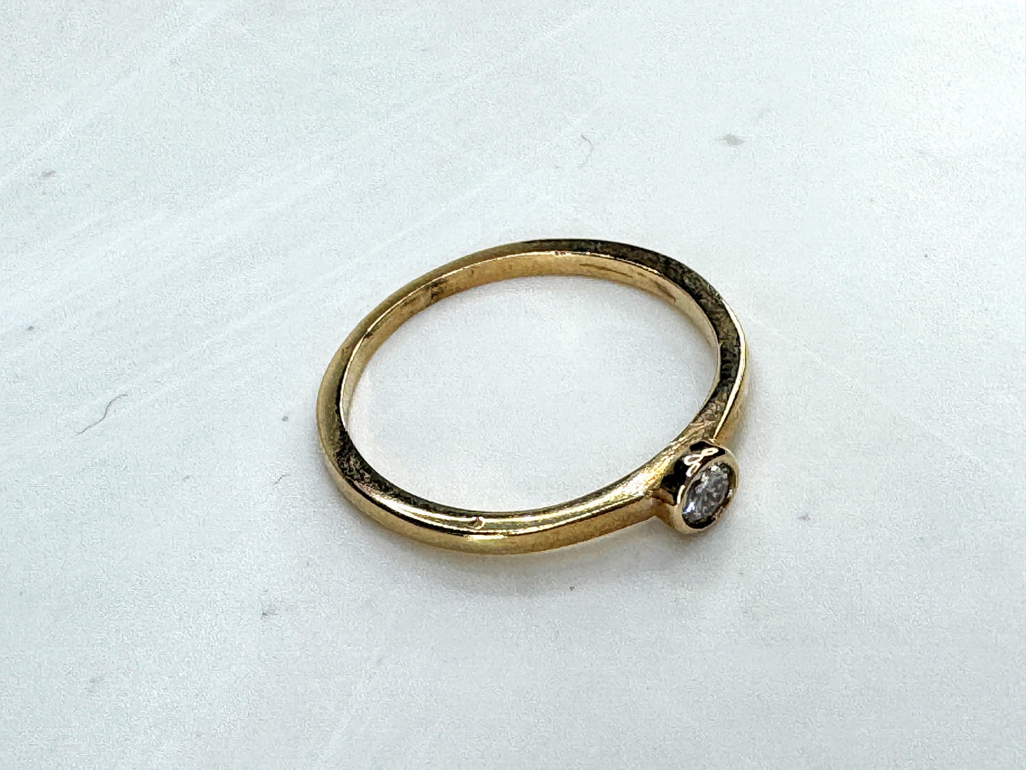 14K Gold Bezel Set 0.11ct G/SI Diamond Stacking Ring Solitaire per ring JR1845