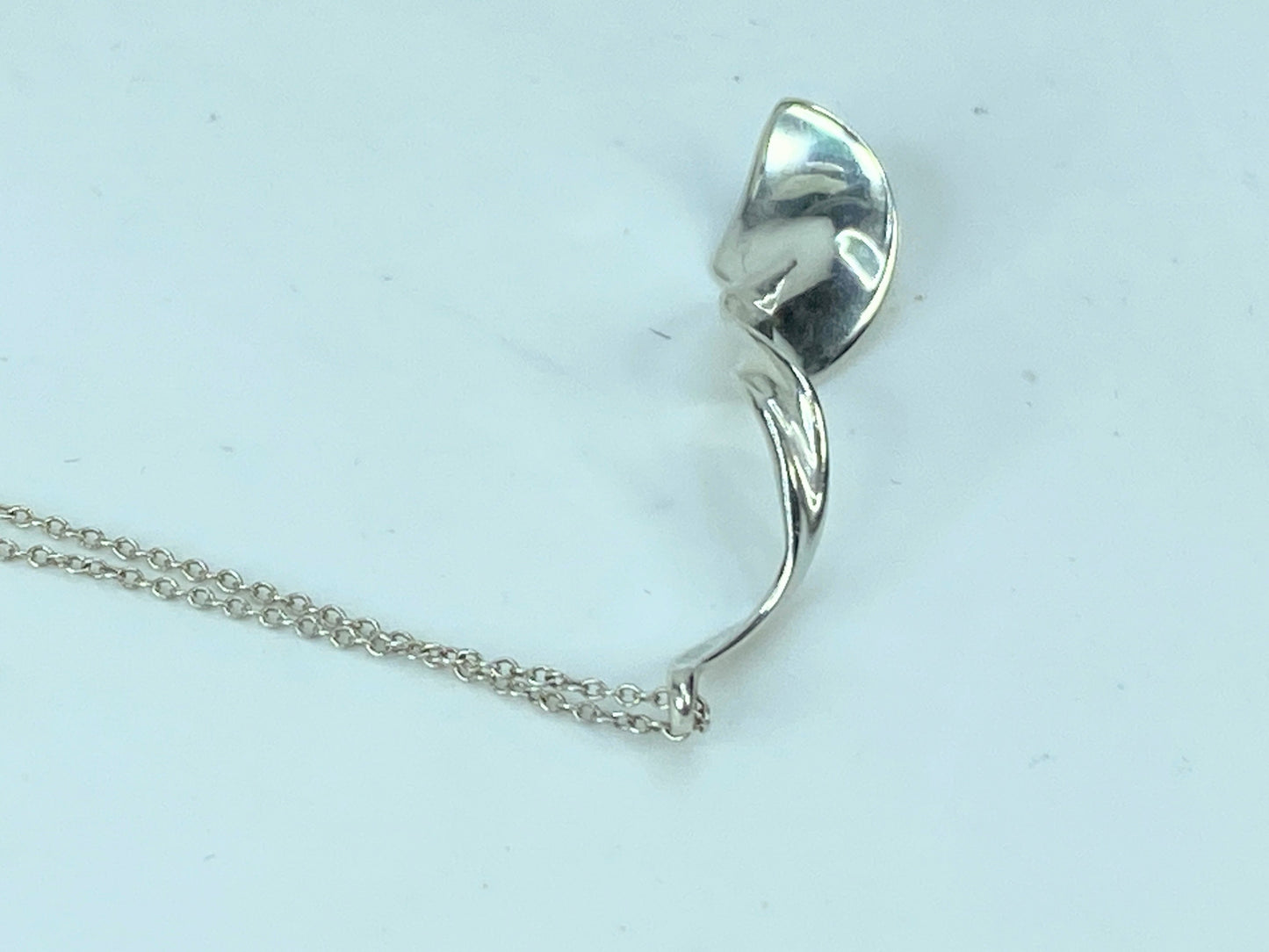 Tiffany & Co Silver 925 Gehry Orchid Necklace 1.75" Pendant necklace 16" JR582
