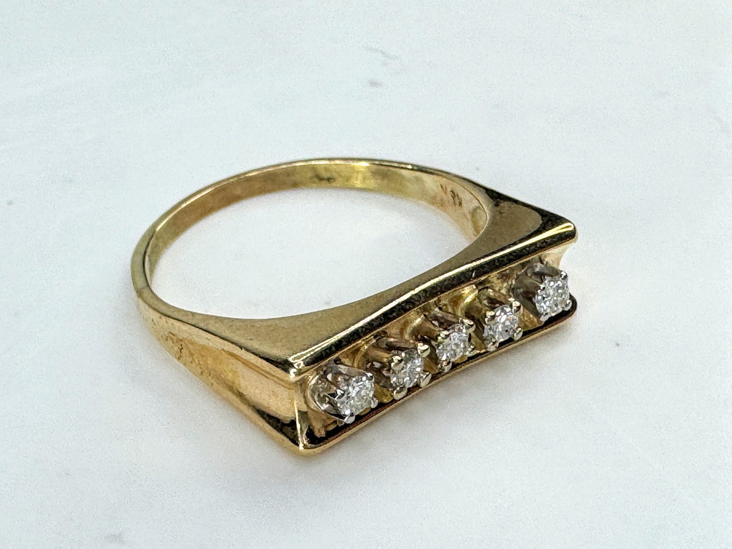 Vintage 14K Yellow Gold Five Diamond 0.3ct Men’s Ring Size 10.25 JR1856