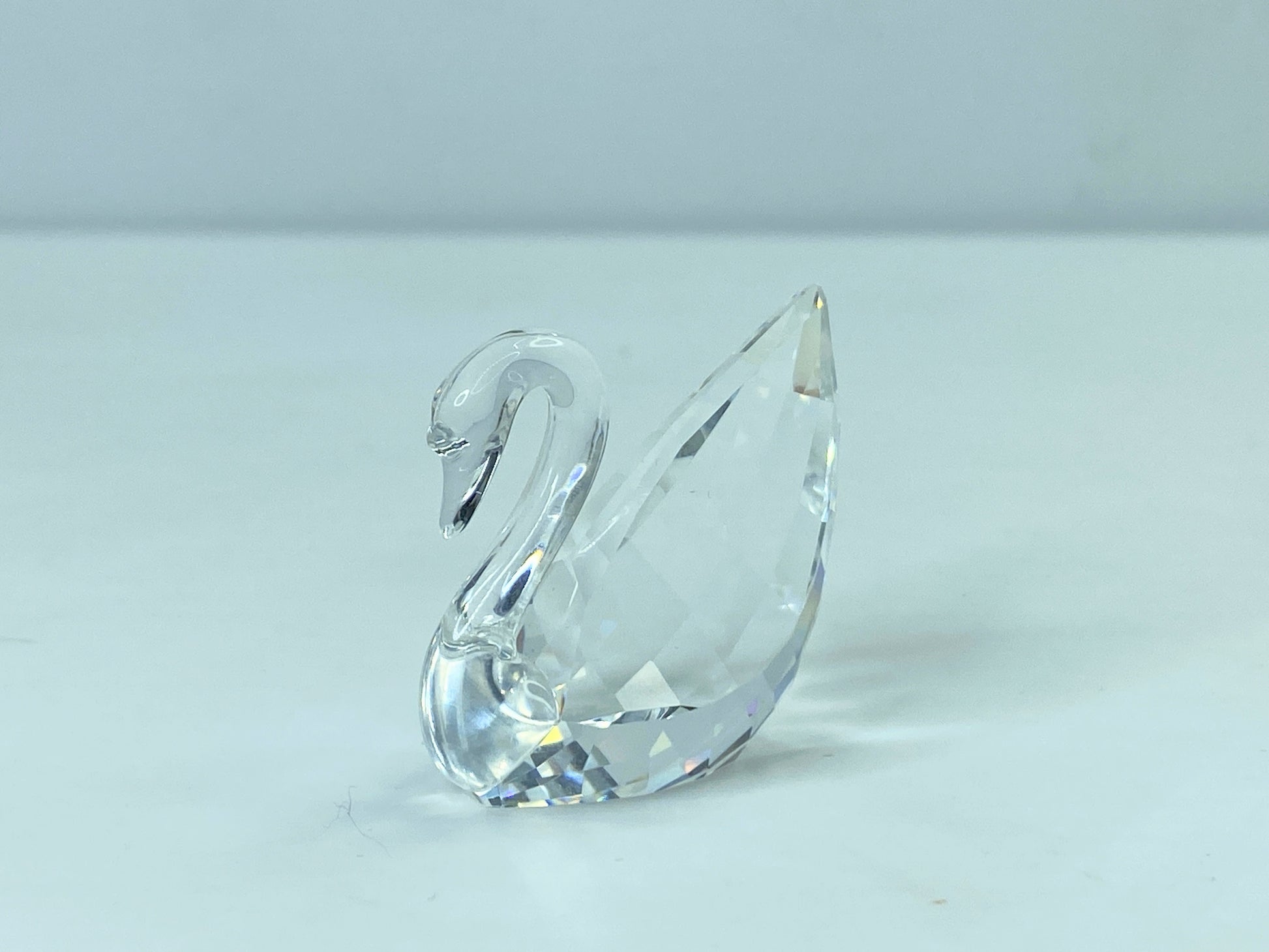 Swarovski Crystal Small Swan 1995 Member Renewal Gift COA, display mirror S83