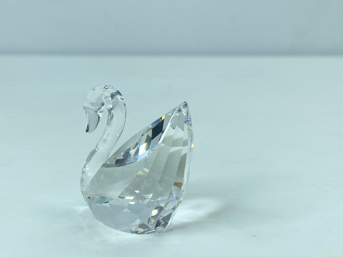 Swarovski Crystal Small Swan 1995 Member Renewal Gift COA, display mirror S83