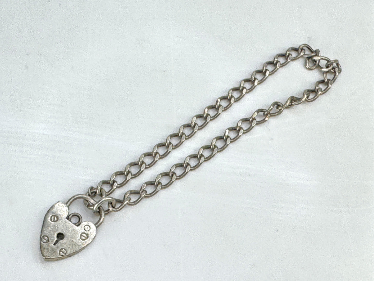 British Sterling Silver Curb Link Bracelet with Heart Padlock Clasp 7.5" JR1863