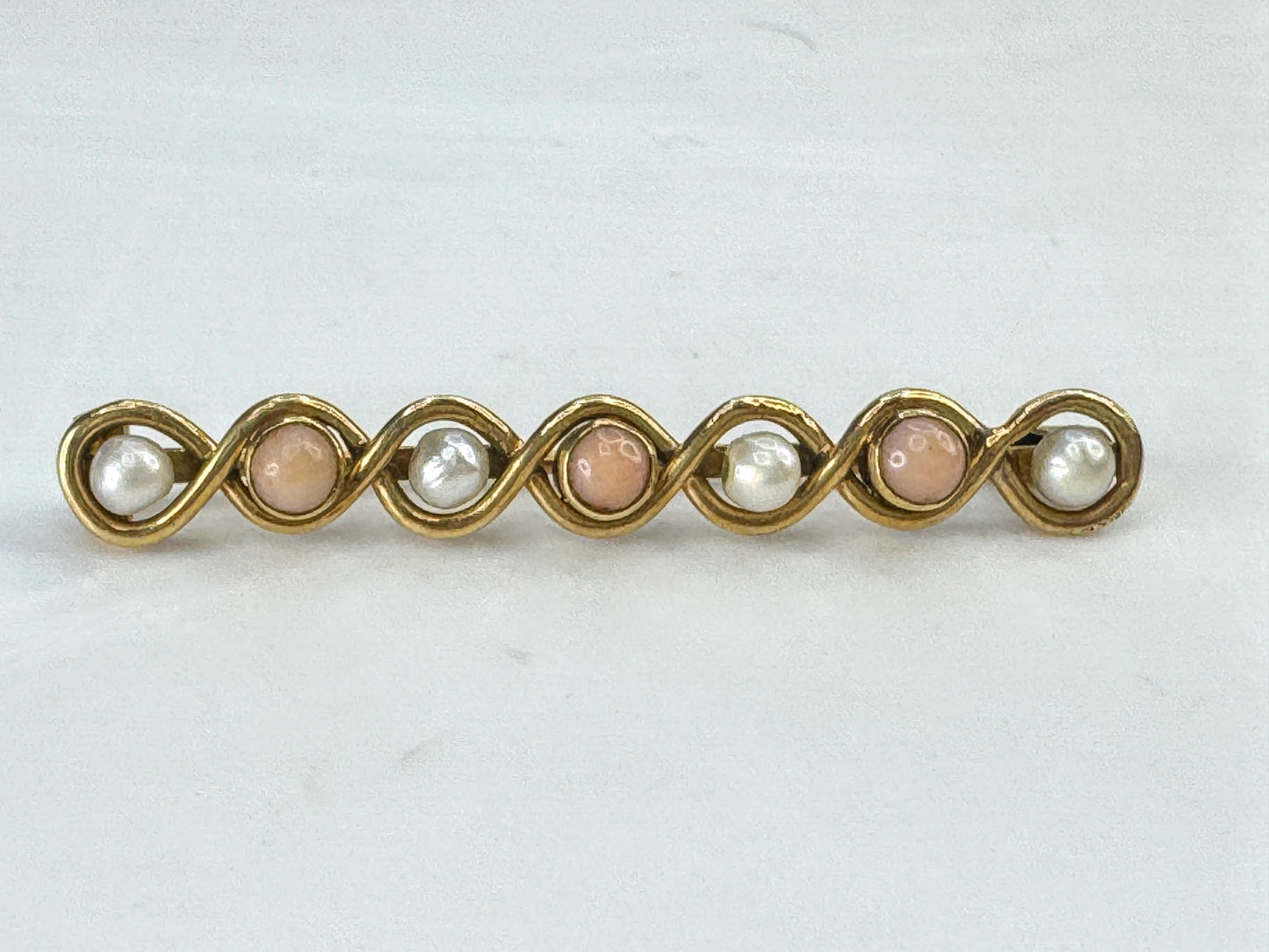 Antique 14K yellow Gold Coral Pearl Infinity bar brooch  1 5/8" 2.3g JR1895
