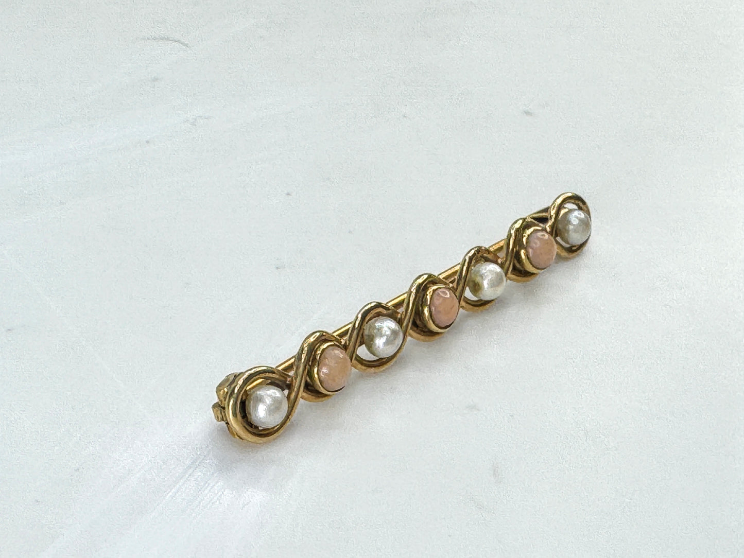 Antique 14K yellow Gold Coral Pearl Infinity bar brooch  1 5/8" 2.3g JR1895