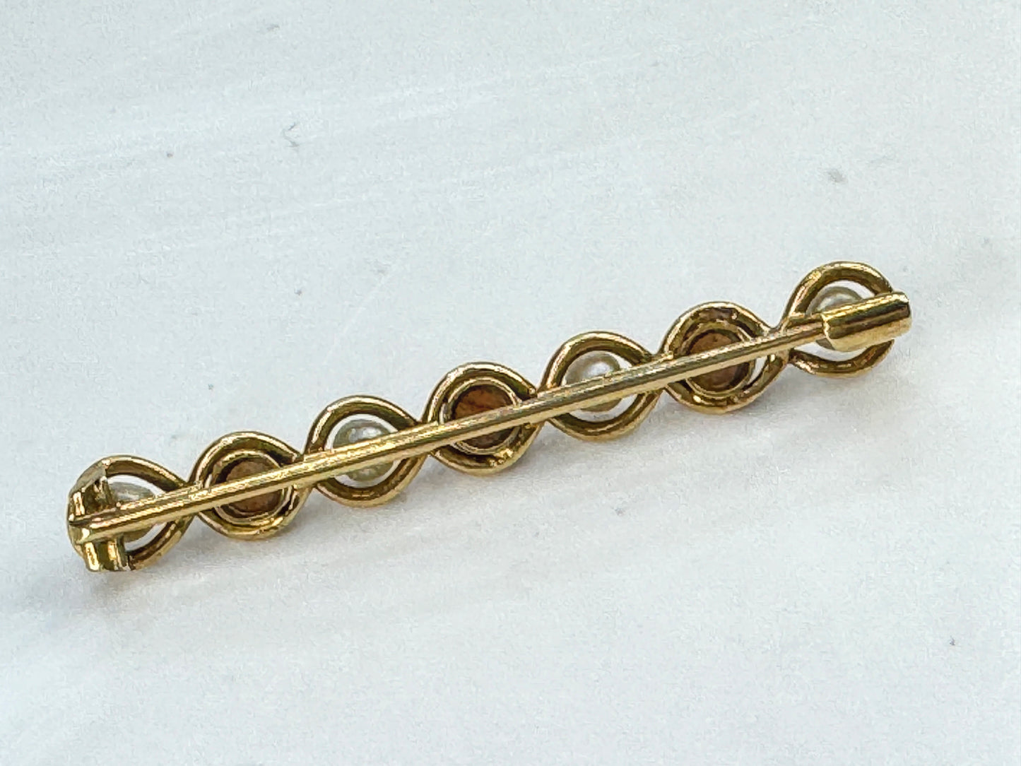 Antique 14K yellow Gold Coral Pearl Infinity bar brooch  1 5/8" 2.3g JR1895