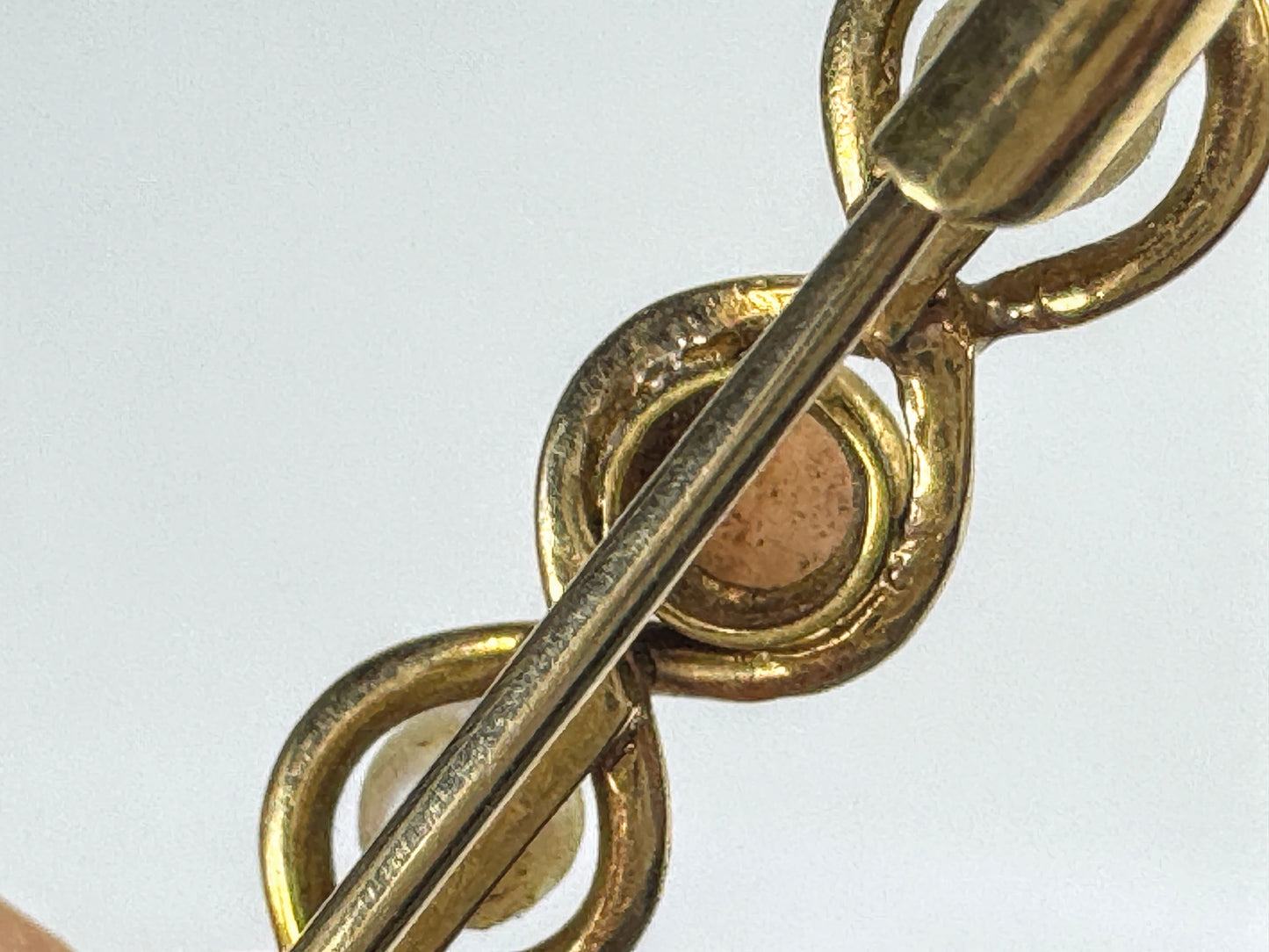 Antique 14K yellow Gold Coral Pearl Infinity bar brooch  1 5/8" 2.3g JR1895