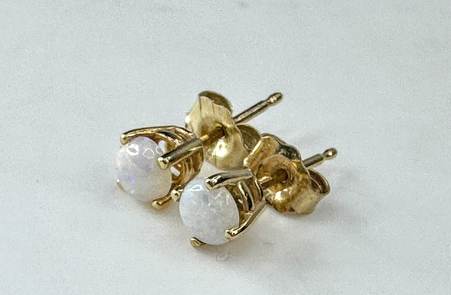 14K Gold Natural Opal Stud Earrings 4.5mm Round Solitaire Posts JR1867