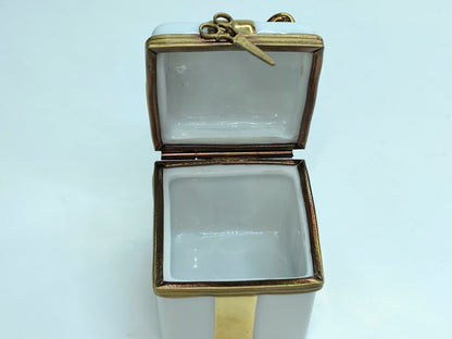 La Gloriette Limoges Gift box golden ribbon Scissor clasp trinket A238