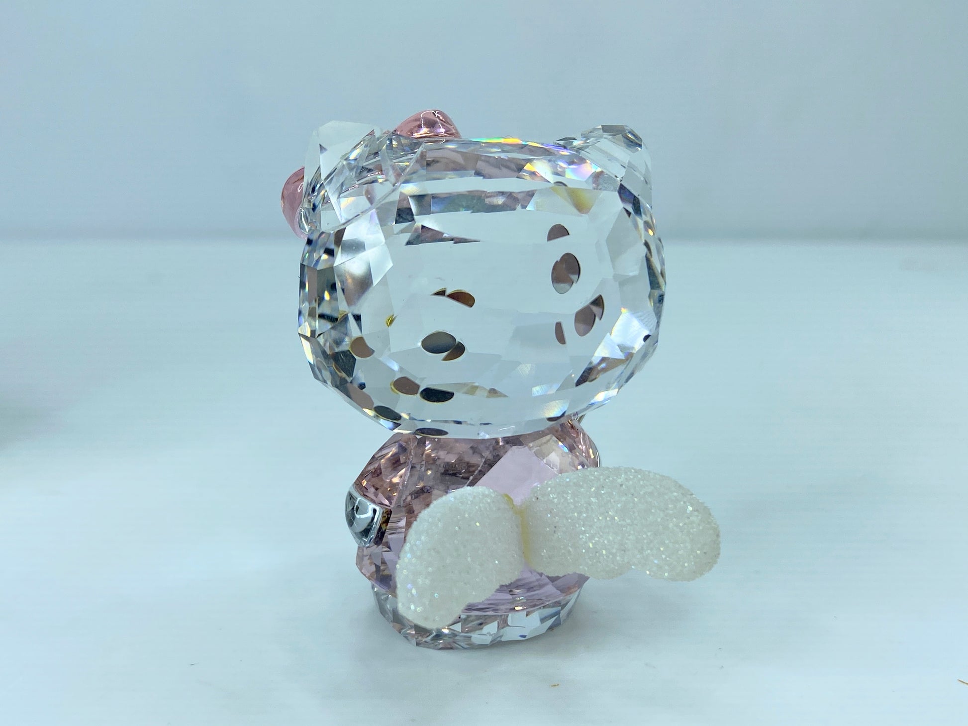 Swarovski Crystal Hello Kitty Limit Edition mint in box #1181890 S78