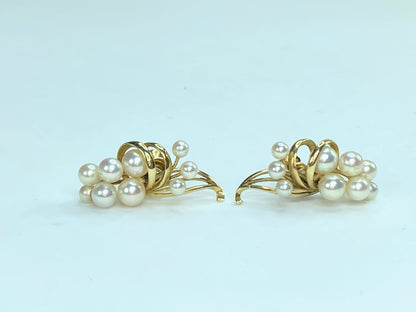 Mikimoto 14K yellow gold Akoya cultured Pearls foliate earrings w/box 8.1g JR006