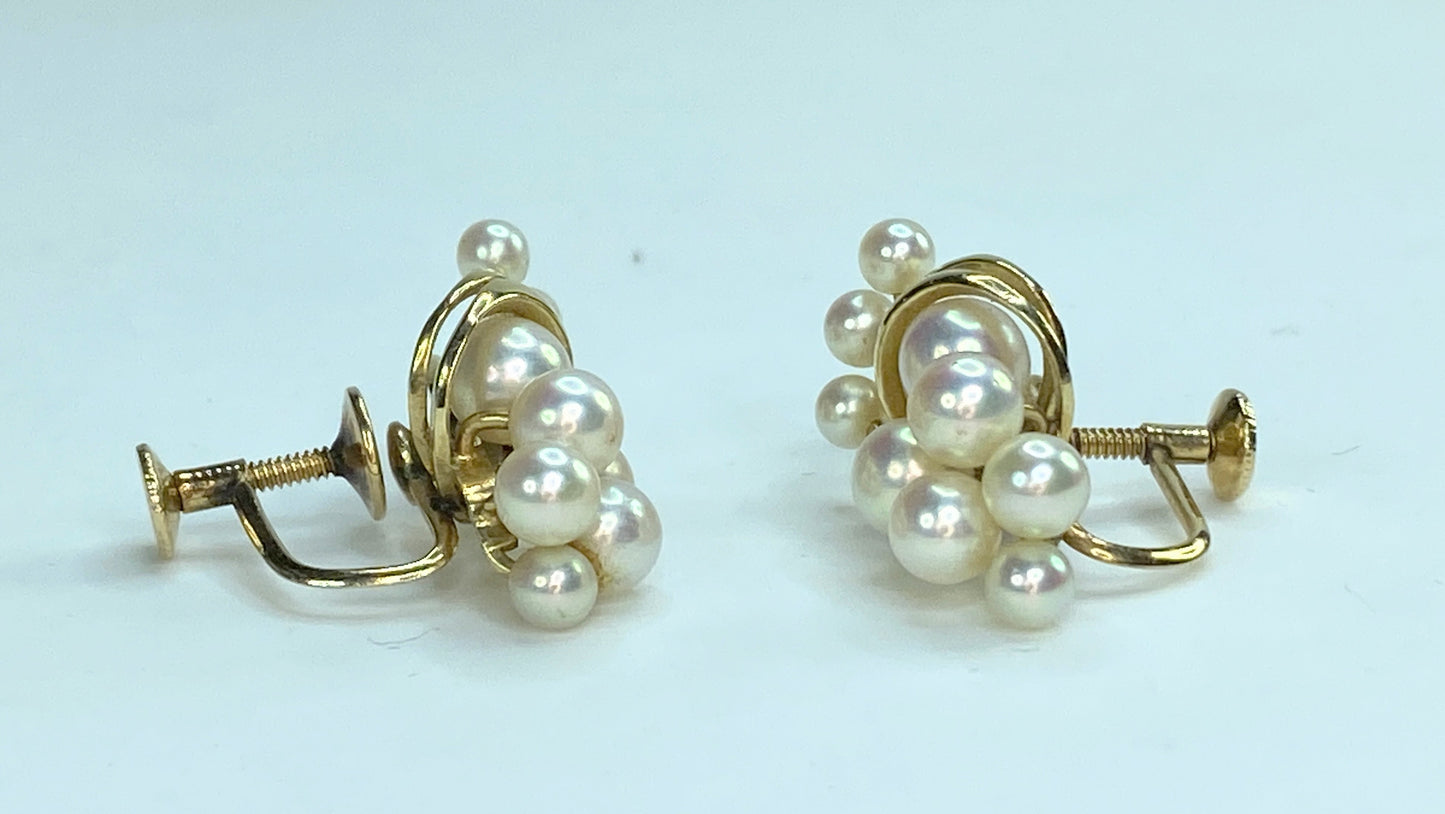 Mikimoto 14K yellow gold Akoya cultured Pearls foliate earrings w/box 8.1g JR006