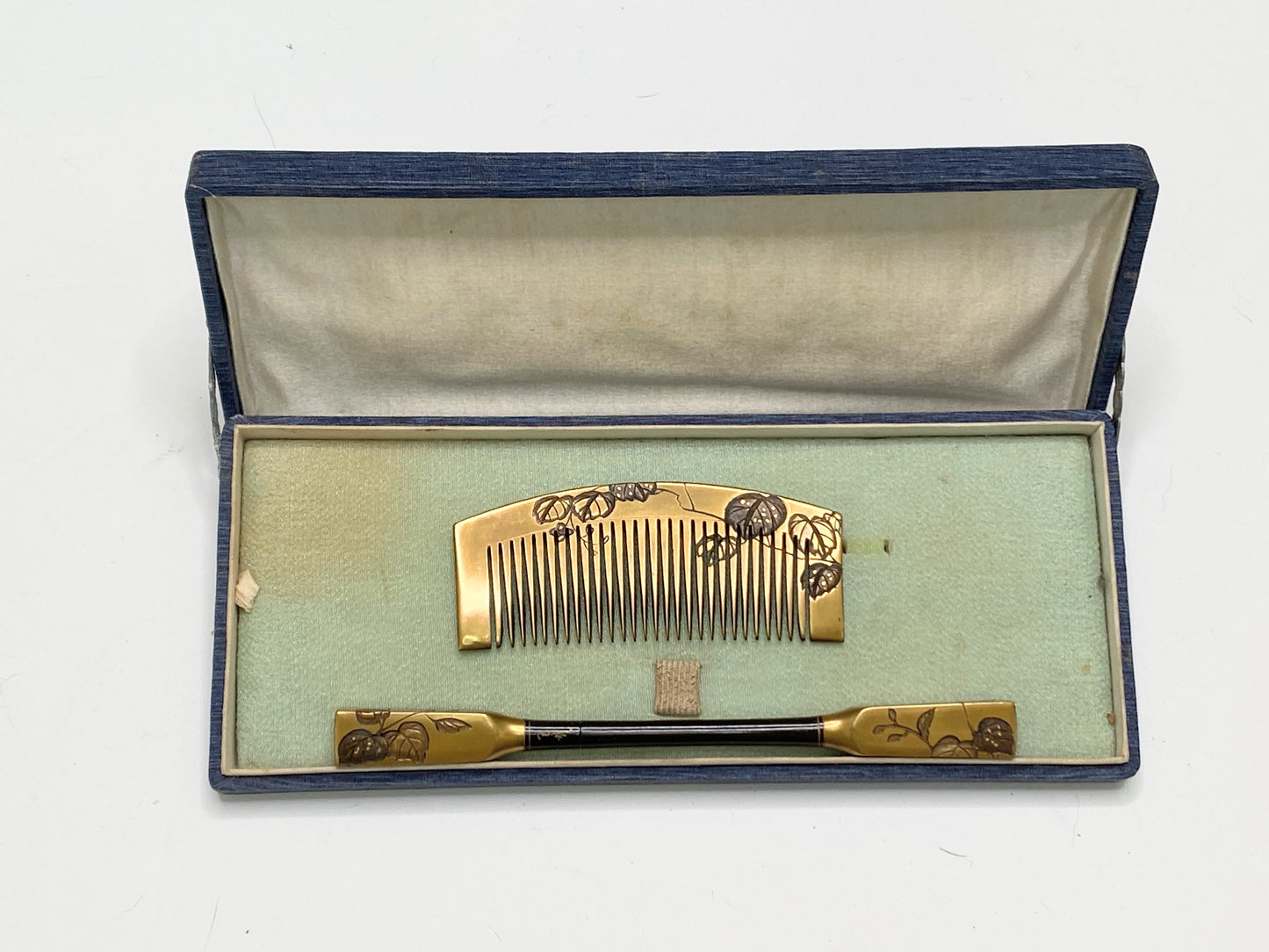 Antique Japanese Kushi and Kogai Comb Set with box A70