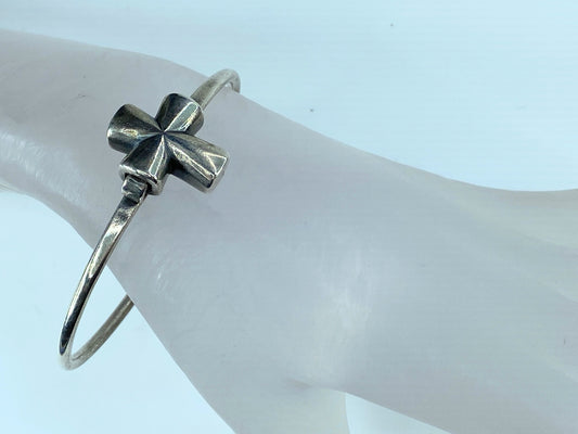 James Avery Retired Sterling Silver St Teresa Cross Hook On Bracelet