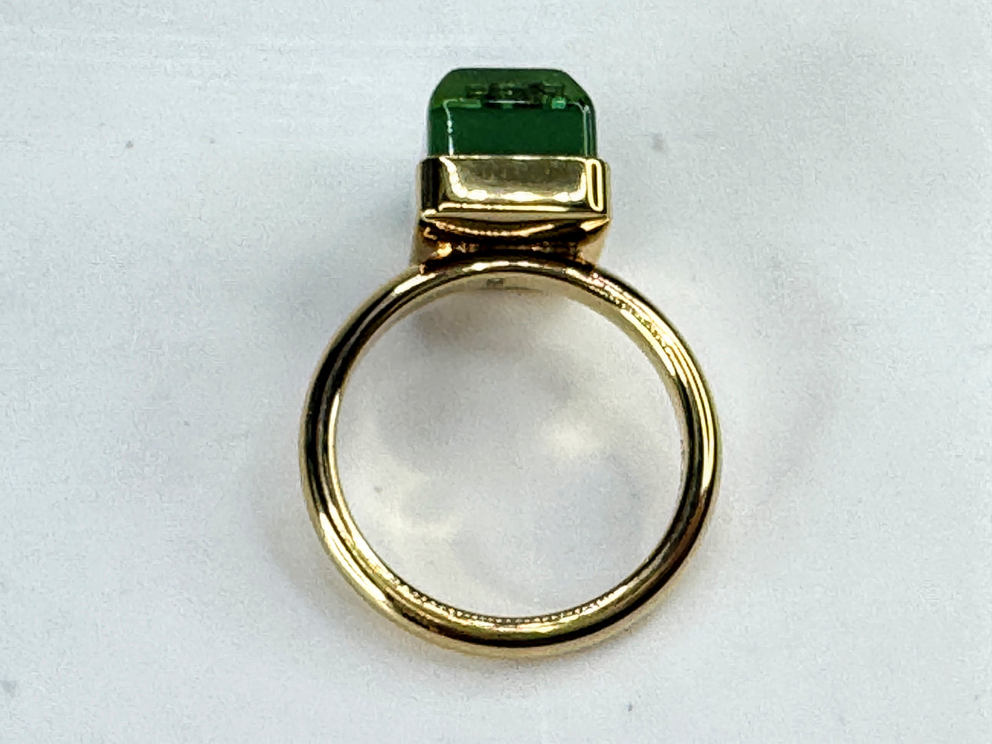 Vintage Louis Vuitton green resin Cosmopolitan ring size 6.5 with pouch GS844